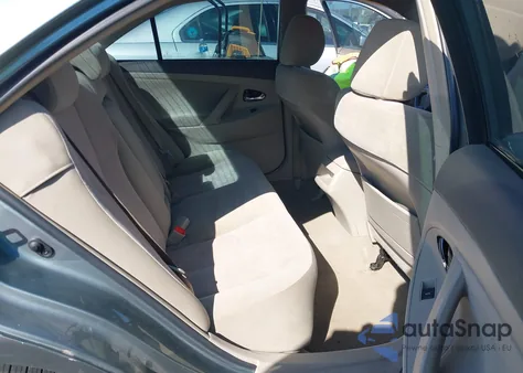 2011 Toyota Camry Le z USA, uszkodzony, nr VIN 4T1BF3EKXBU584854